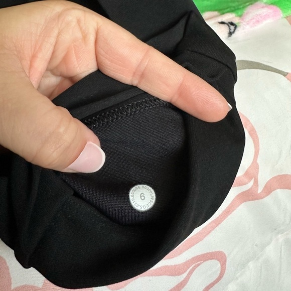 Women’s Lululemon Mapped Out High-Rise Tight
28" Size 6! NWOT - Picture 10 of 10